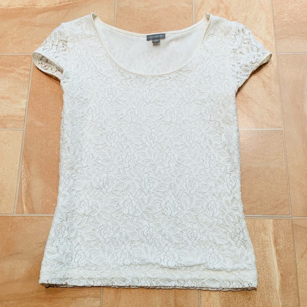 Ann Taylor Women's White Floral Lace Scoop Neck Short Sleeve Top